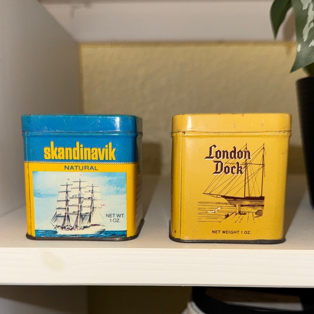 Vintage Skandinavik and London Dock Tabacco Tins